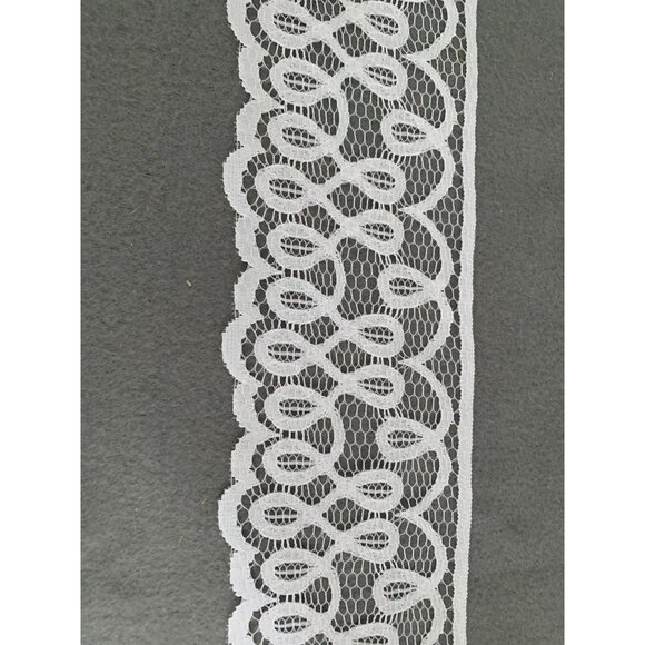 Vintage St Louis Trimming White Polyester Lace Trim 3.5" Wide 1 Yard Long 1980s - Picture 3 of 5